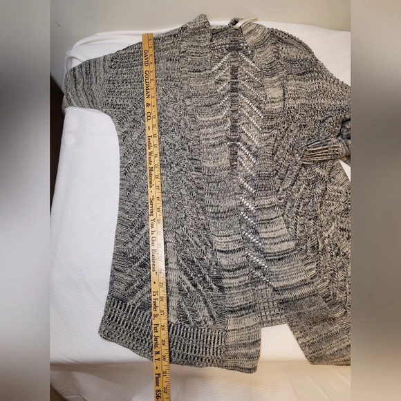 Leo and Nicole Open Knit Long Line Cardigan sz L - Picture 5 of 8